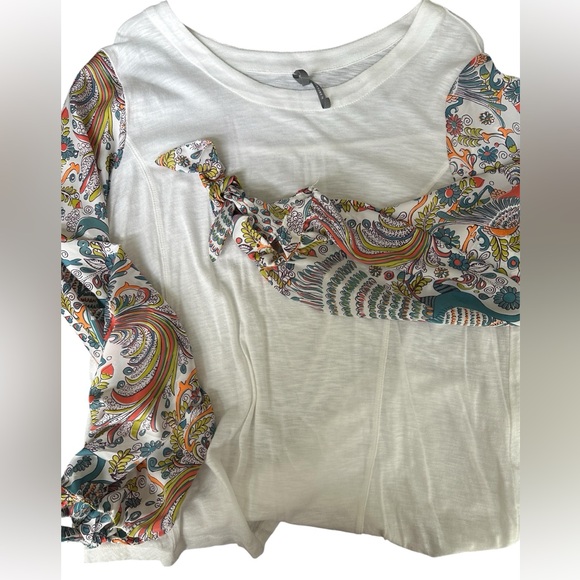 Anthropology White Top with Colorful Paisley Sleeves - Picture 7 of 9
